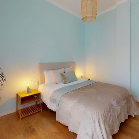 Bright Flat Rosaleda Apartment Malaga Bagian luar foto