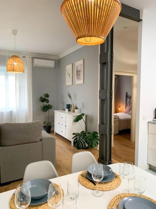 Bright Flat Rosaleda Apartment Malaga Bagian luar foto