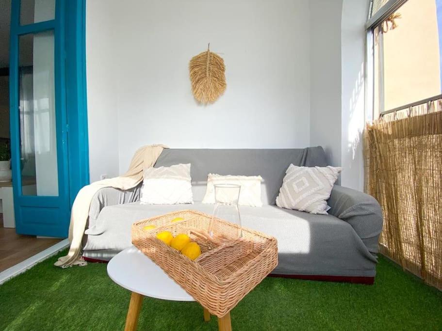 Bright Flat Rosaleda Apartment Malaga Bagian luar foto